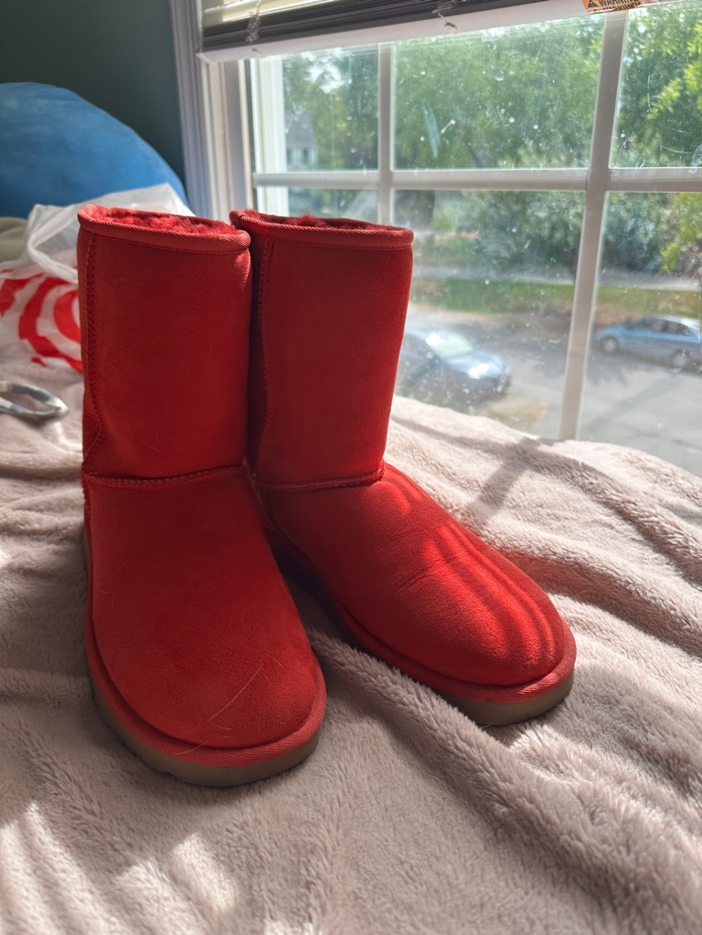 BRAND NEW Classic Red Cozy UGG Short Boots